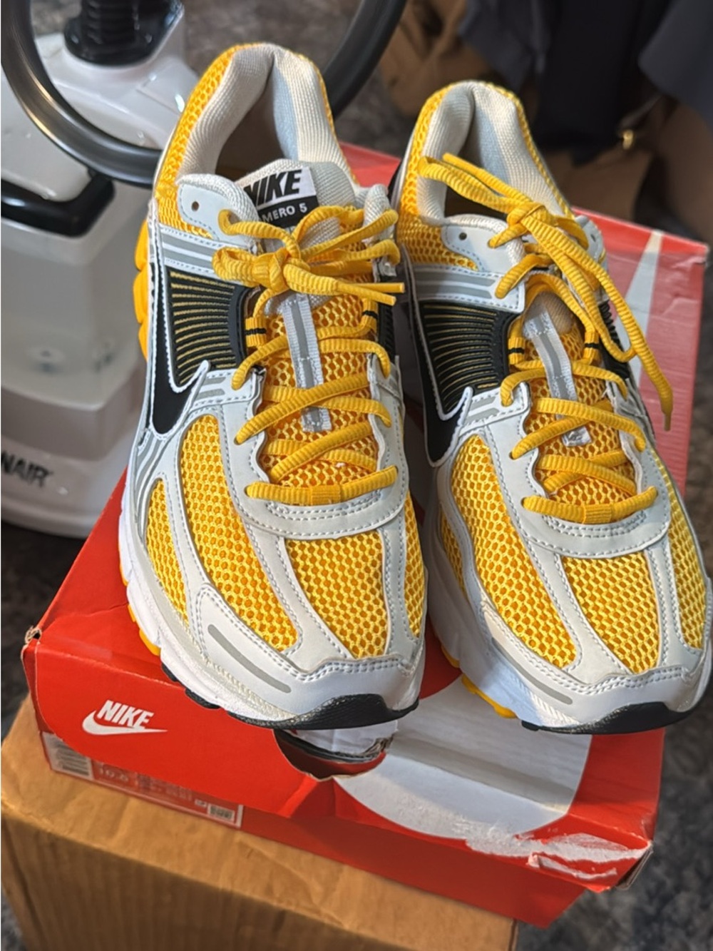 Men’s Nike zoom Vomero 5